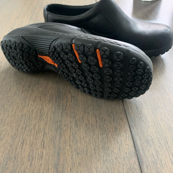 Women’s 8.5 Merrell Encore Slide Q2 PRO work shoe - Picture 2 of 2